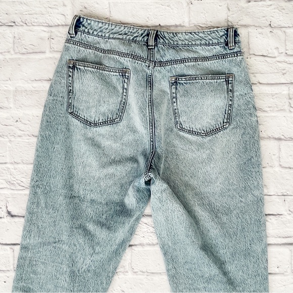 Joe Fresh Mom Fit Jeans size 32 High Waist Distressed - Picture 7 of 8